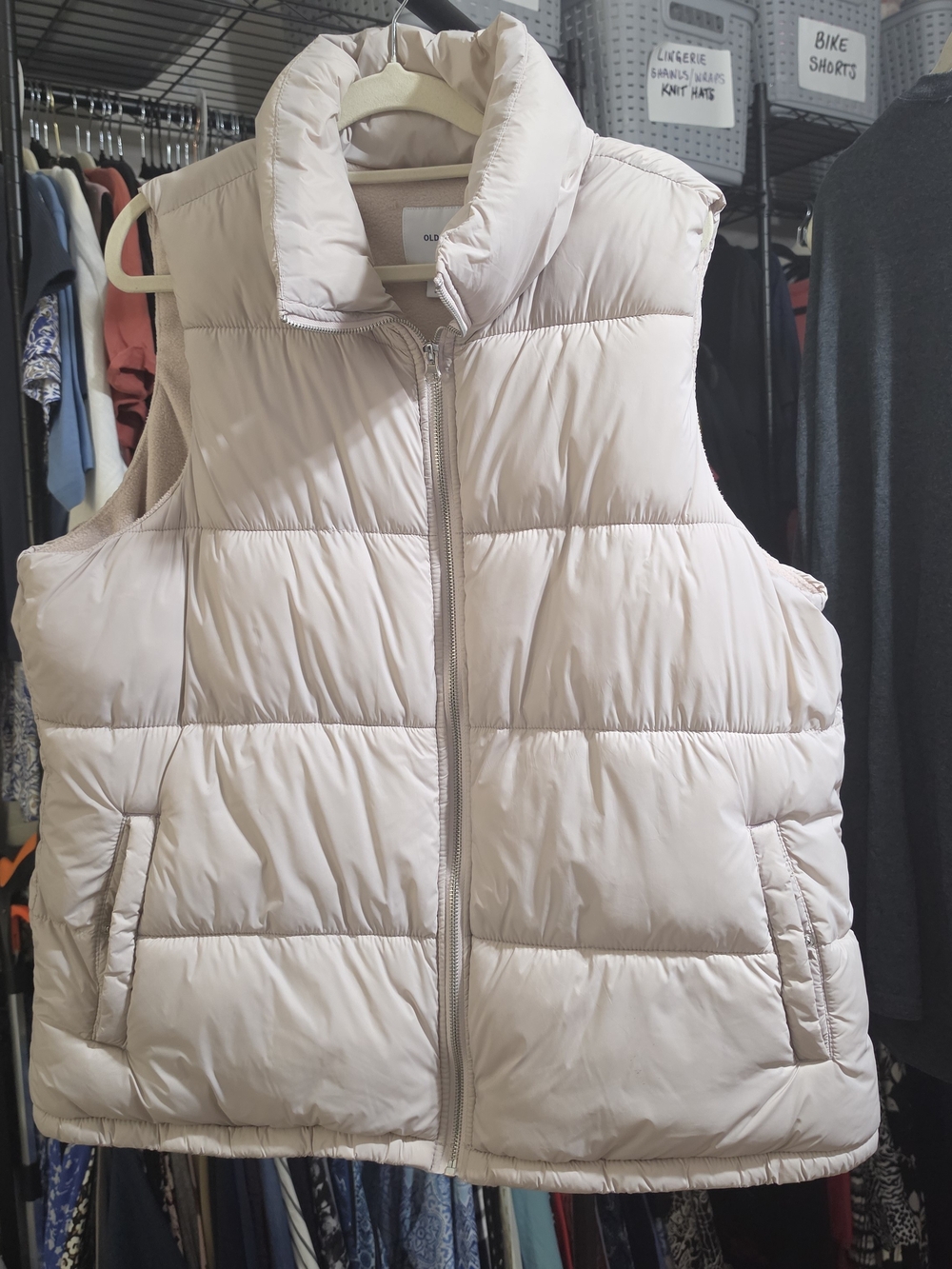 Men's Light Grey Quilted Puffer Vest